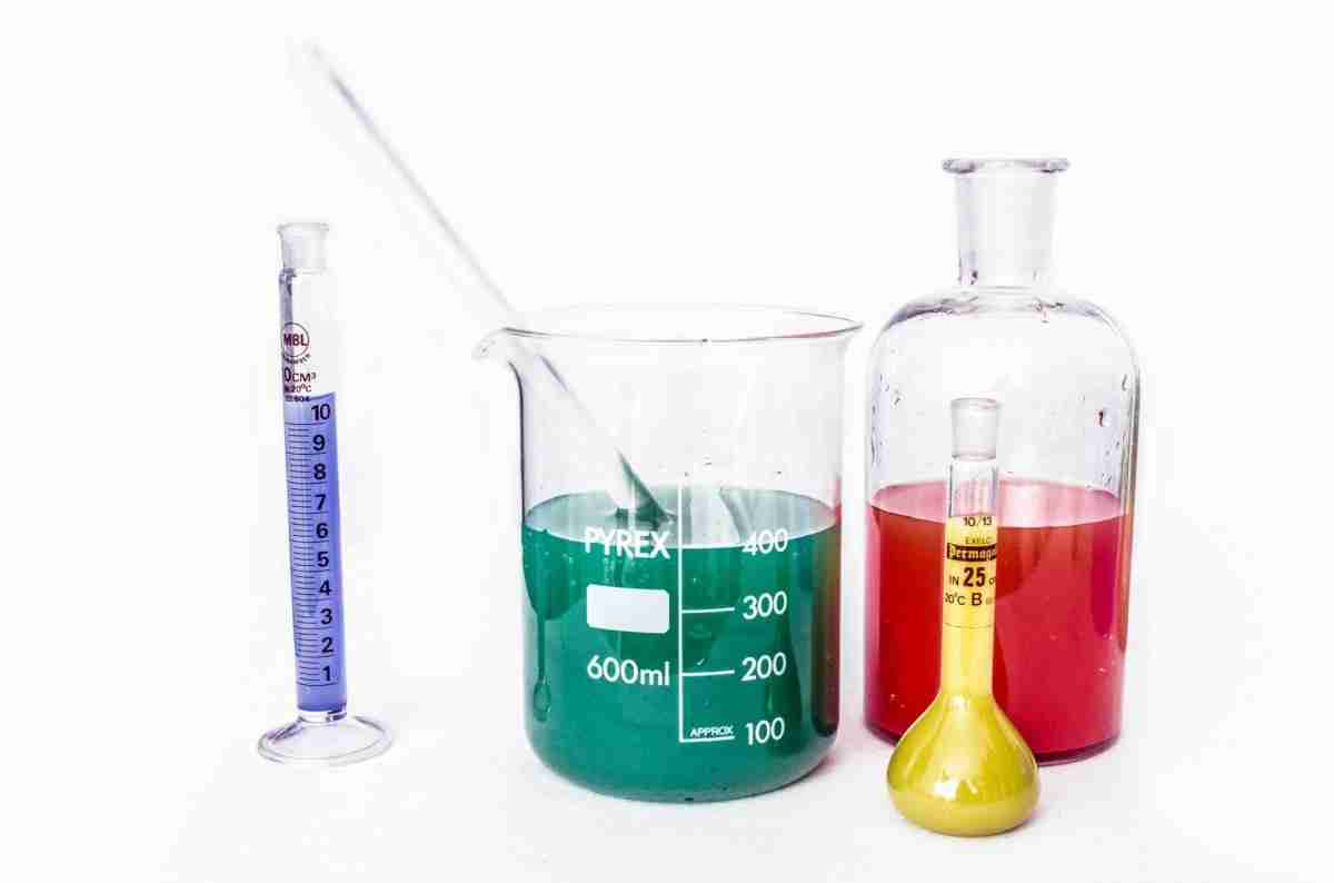 lab research chemistry test experiment many pharmaceutical colored 1005189