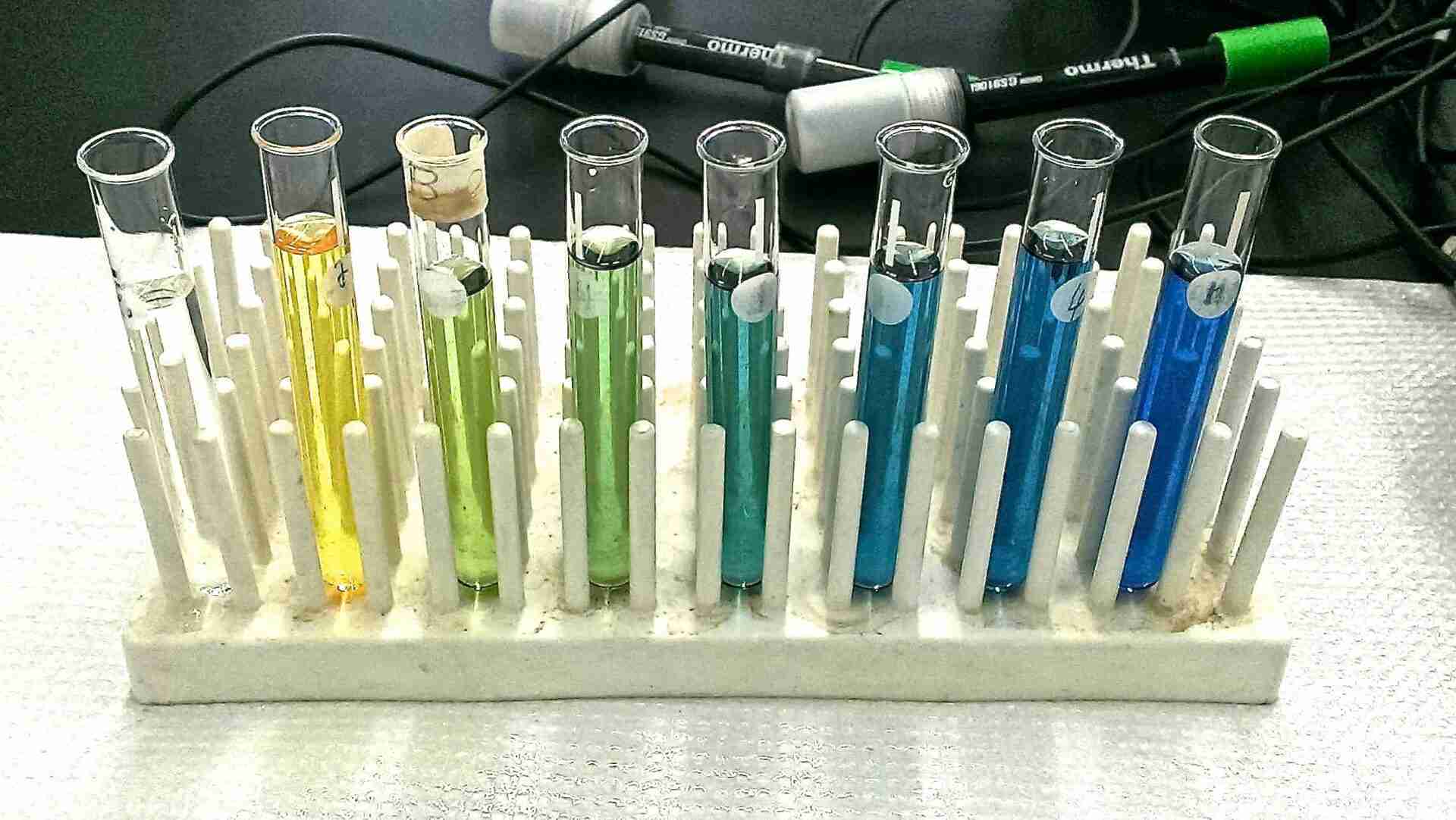 Colors of bromothymol blue