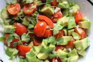 isalata con avocado insalata con avocado