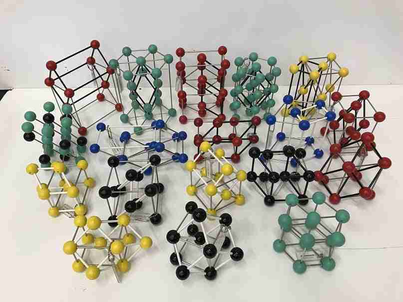 reticolo tetragonale a corpo centrato